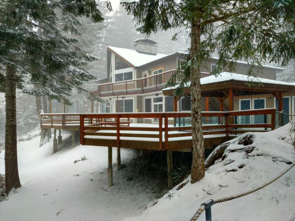 Gowlland Harbour Resort Heriot Bay Bagian luar foto