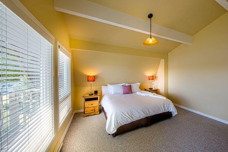 Gowlland Harbour Resort Heriot Bay Bagian luar foto