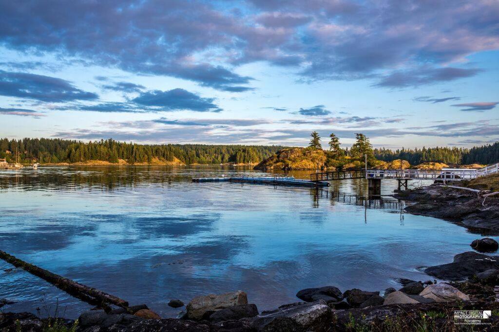 Gowlland Harbour Resort Heriot Bay Bagian luar foto